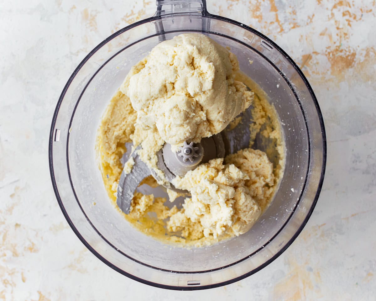 Ingredients for pandebono in a food processor